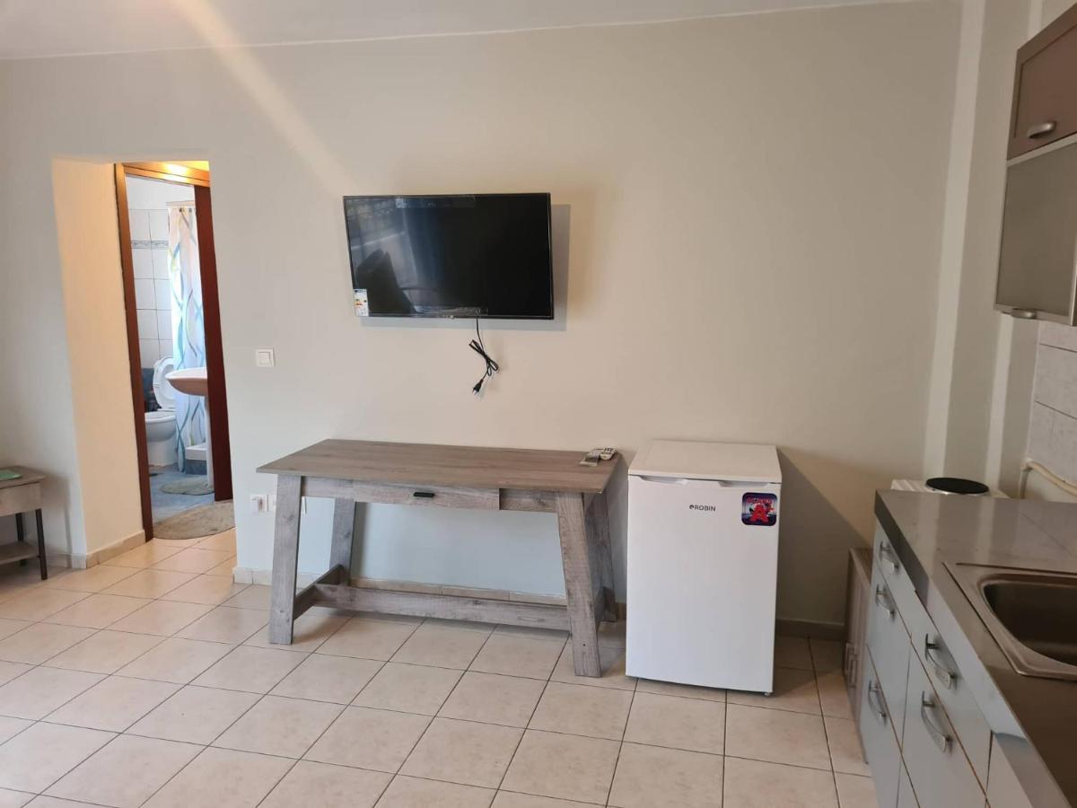 Sergios Apartments 11 アレクサンドルポリス エクステリア 写真